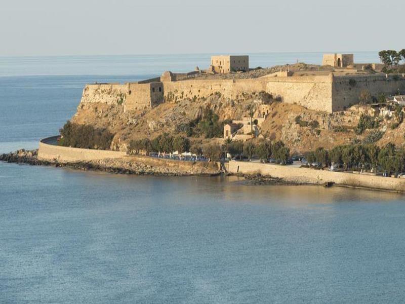 Porto Enetiko Suites Rethymno  Екстер'єр фото