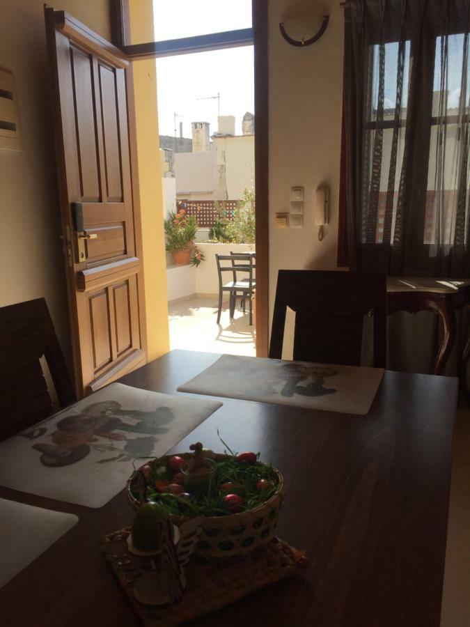Porto Enetiko Suites Rethymno  Екстер'єр фото