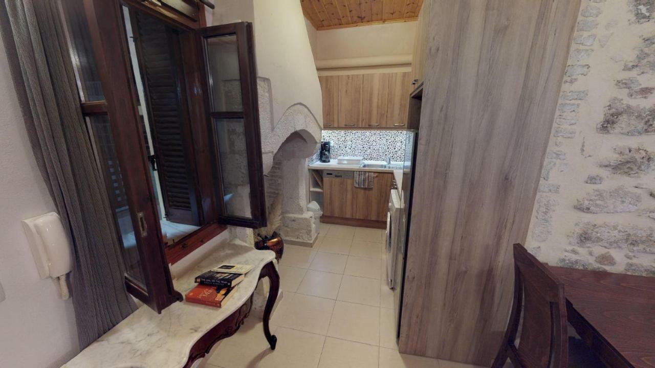 Porto Enetiko Suites Rethymno  Екстер'єр фото