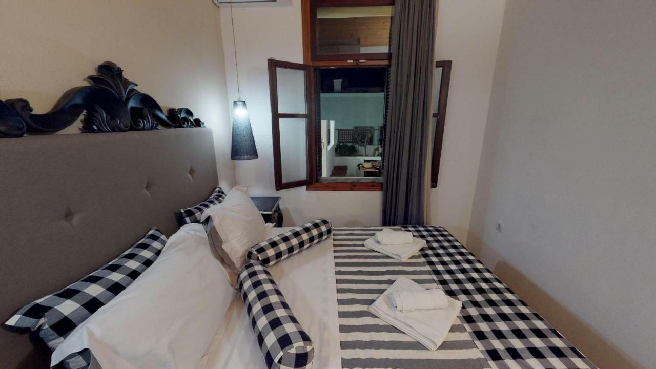 Porto Enetiko Suites Rethymno  Екстер'єр фото