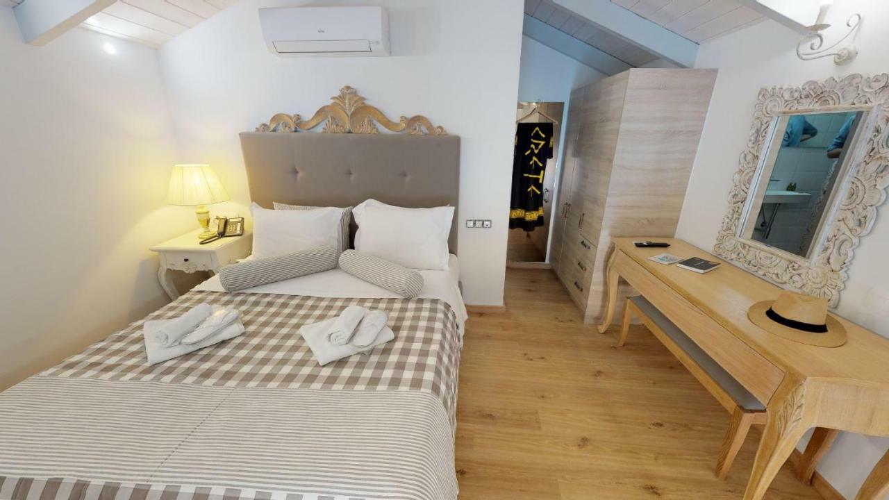 Porto Enetiko Suites Rethymno  Екстер'єр фото